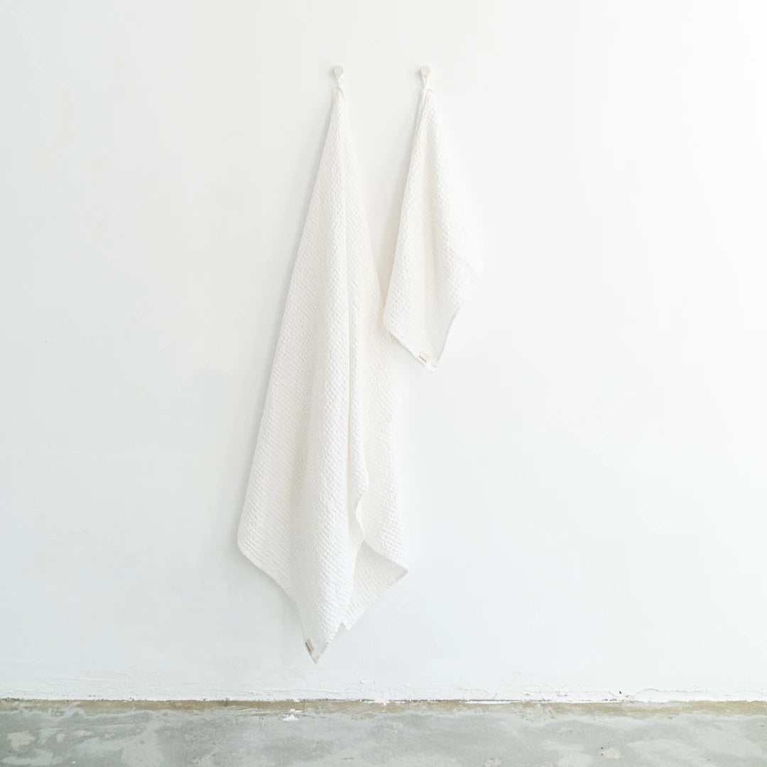 Farbe_Cloud White
